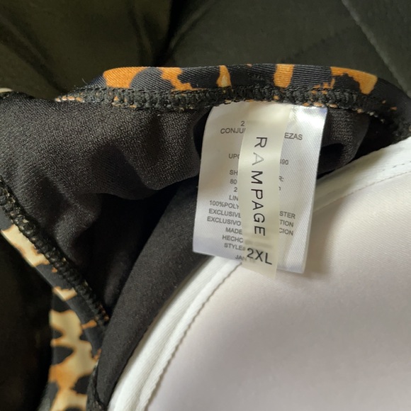 Rampage Plus size animal print bikini top 2X - Picture 4 of 5